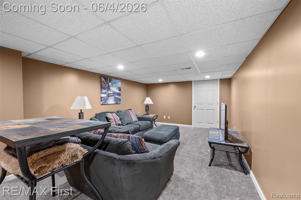 8559 Barrington Drive, Ypsilanti, MI 48198 — Photo 34