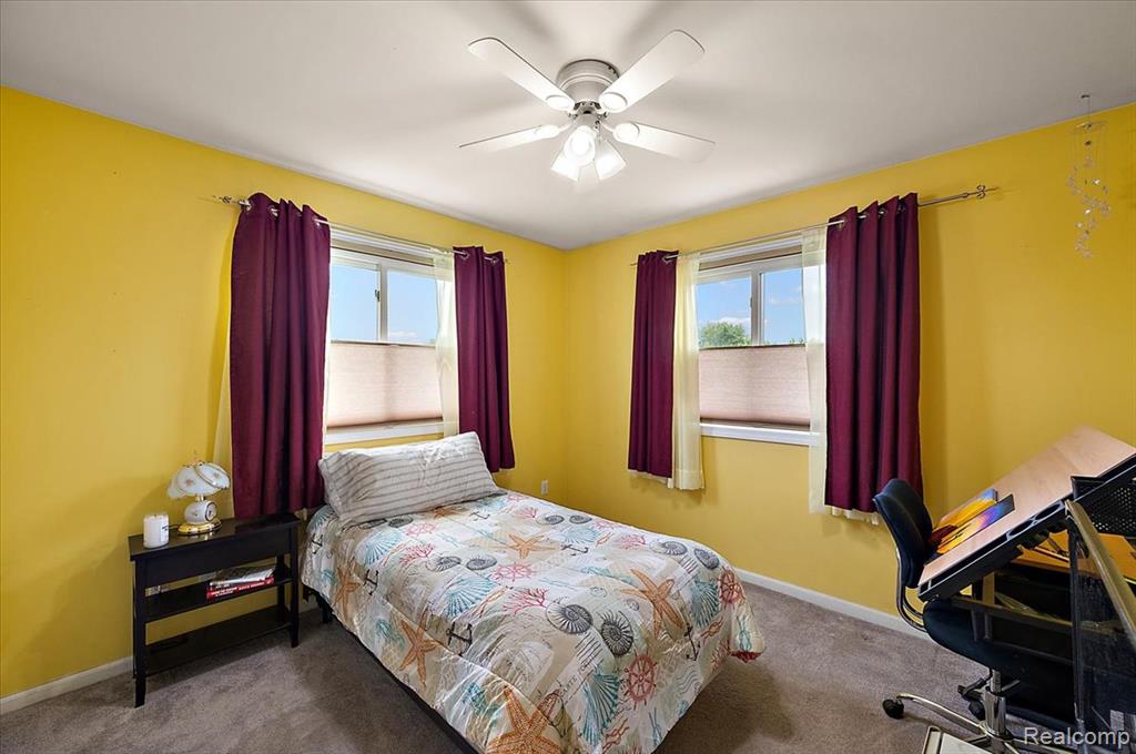 48037 Lafayette Drive, Macomb, MI 48044 — Photo 27