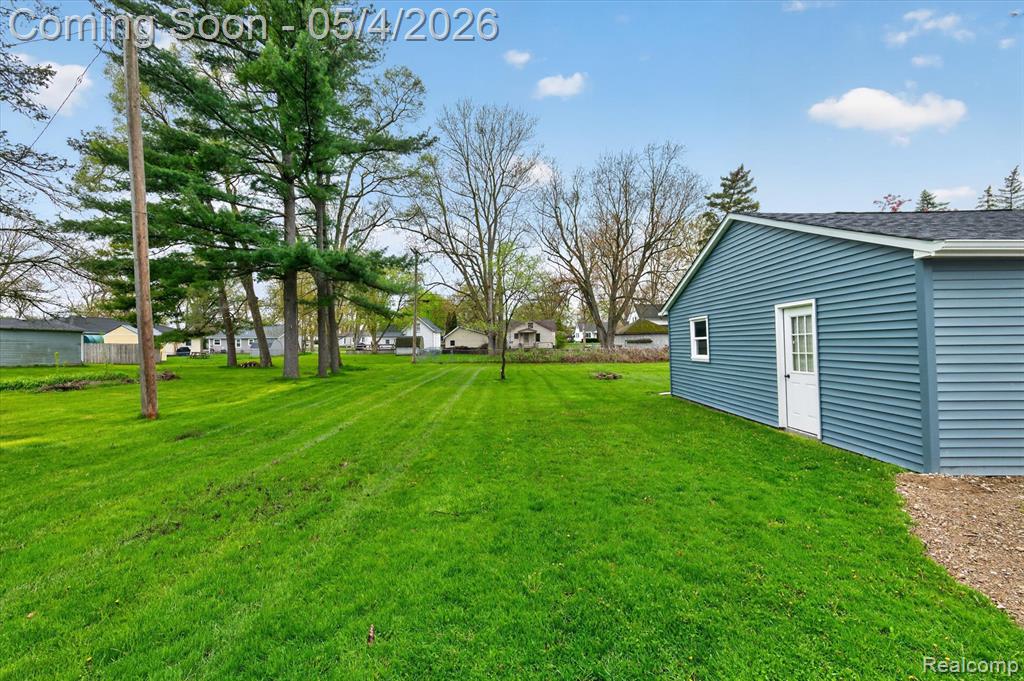 107 S Lester Street, Capac, MI 48014 — Photo 24