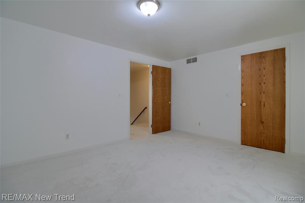 44420 Wright Way, Novi, MI — Photo 31