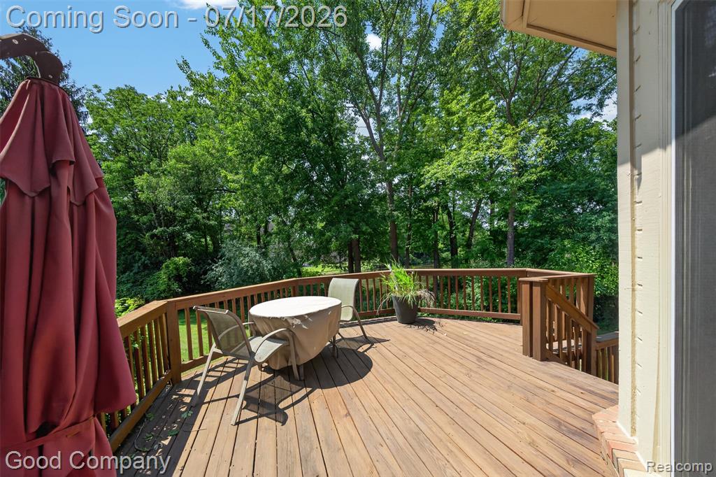 6698 Carlyle Court, West Bloomfield, MI — Photo 42