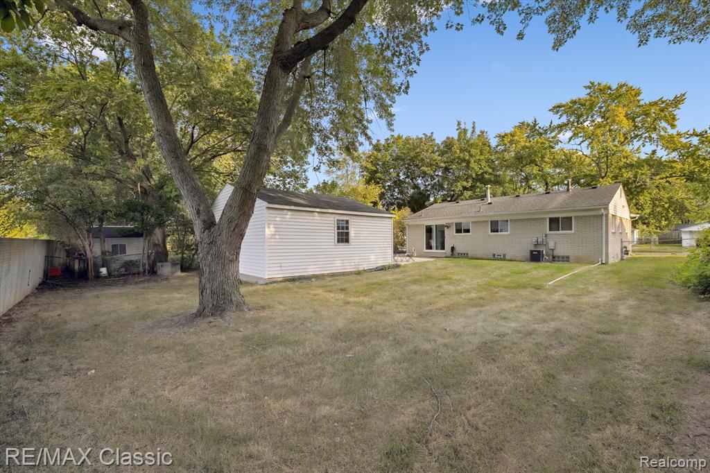 41458 Coolidge Street, Van Buren, MI 48111 — Photo 32
