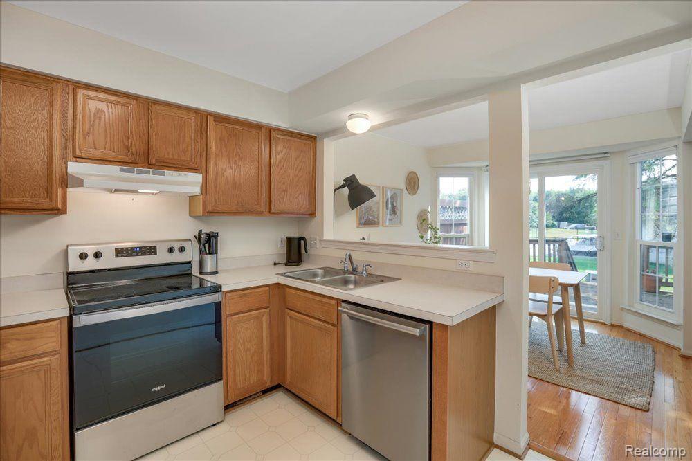 1653 Bennington Court, Canton, MI 48188 — Photo 15