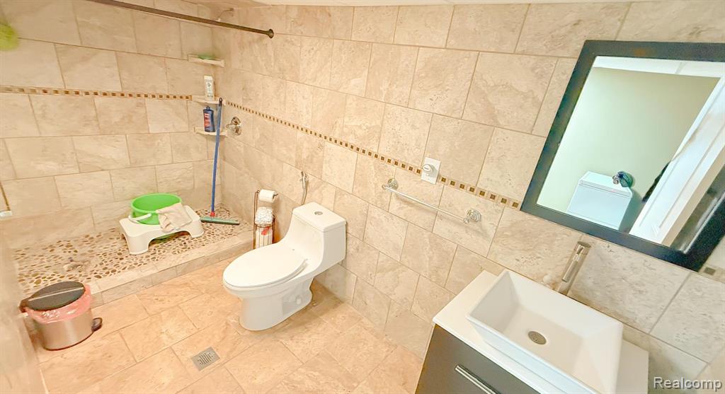 5728 Nightingale Street, Dearborn Heights, MI 48127 — Photo 16