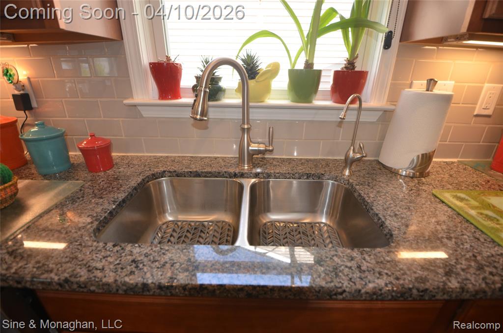 3055 Sumerlyn, Auburn Hills, MI 48326 — Photo 17