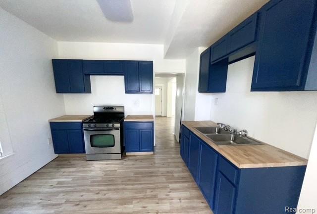 5469 Seneca Street, Detroit, MI 48213 — Photo 9