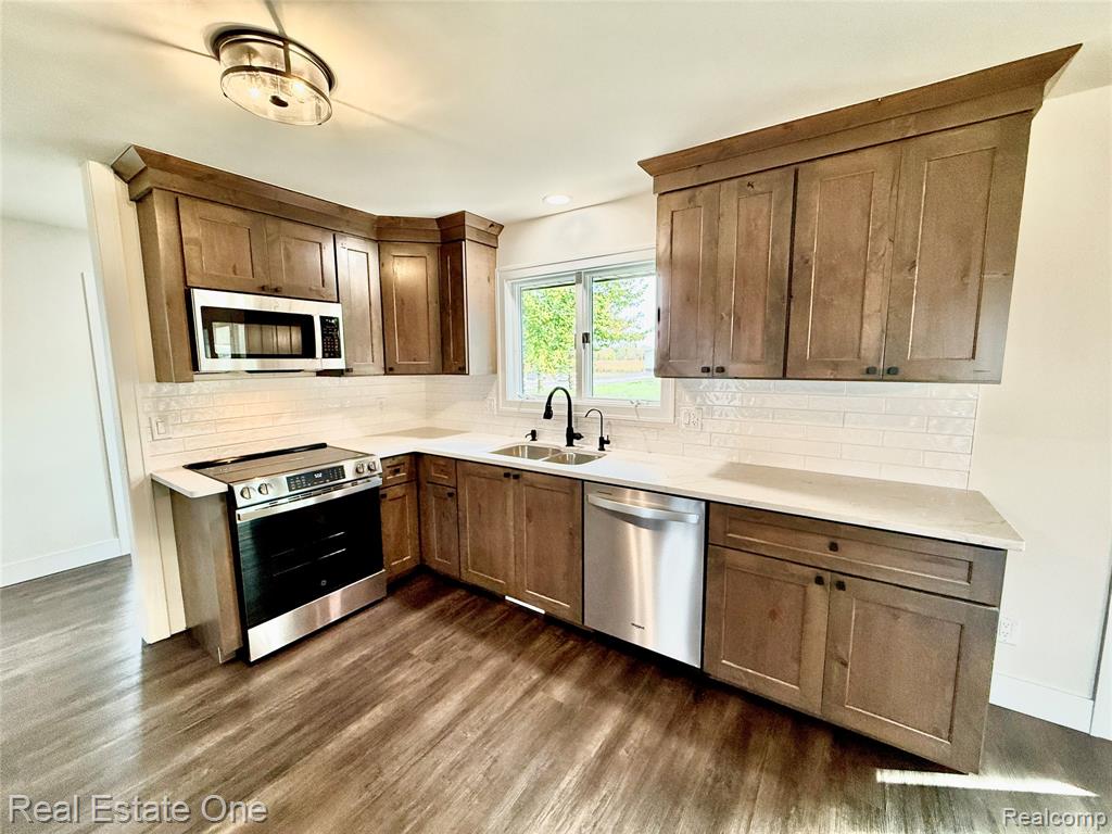 22222 29 Mile Road, Ray, MI — Photo 19