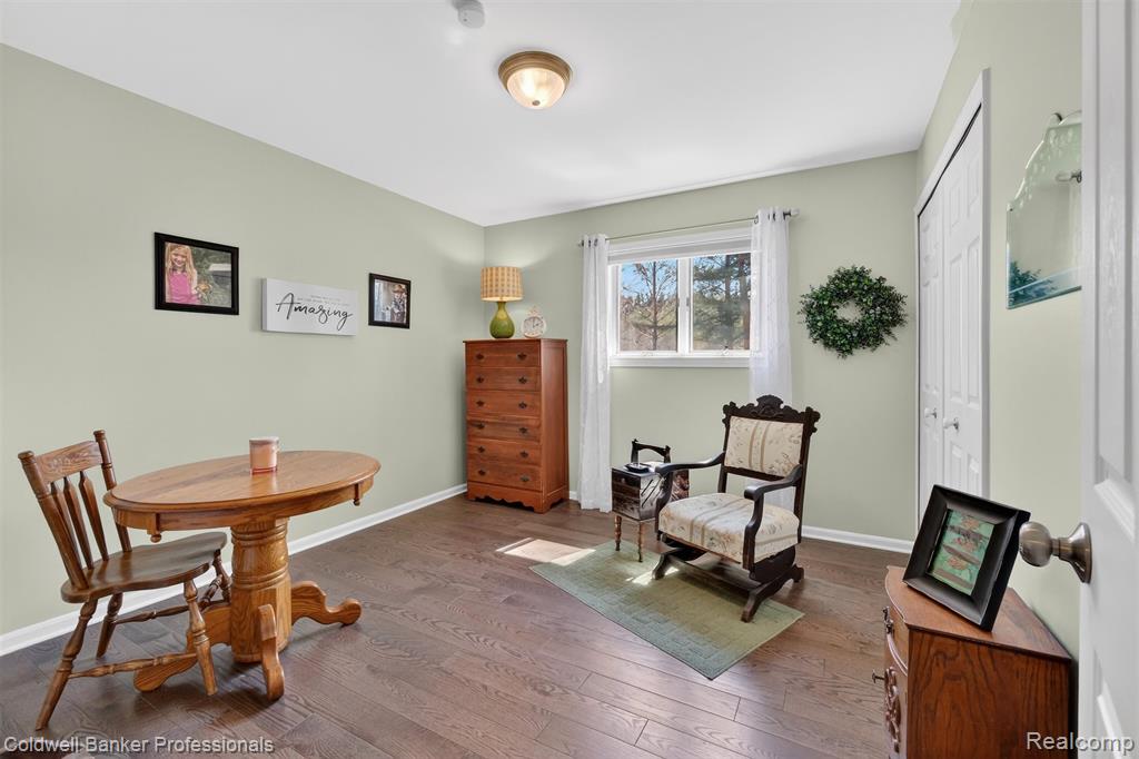 4380 Warwick Circle Drive, Grand Blanc, MI 48439 — Photo 17