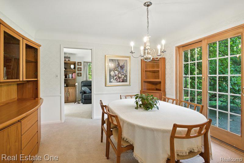 604 Longford Drive, Rochester Hills, MI 48309 — Photo 10
