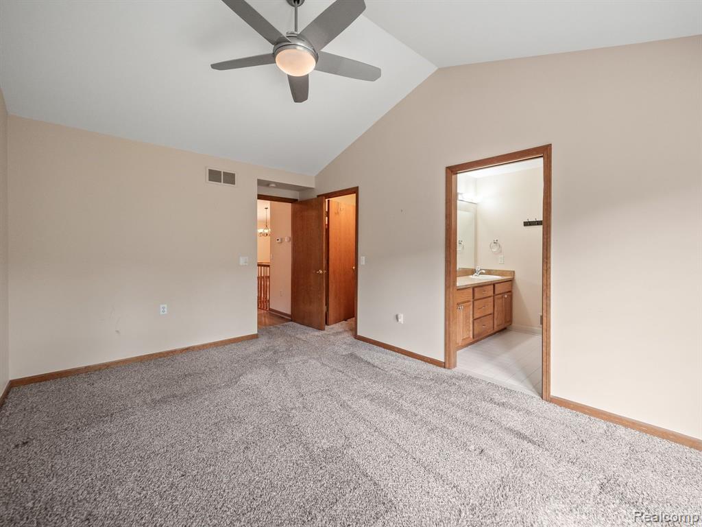 4466 WISTERIA Court, Warren, MI 48092 — Photo 11