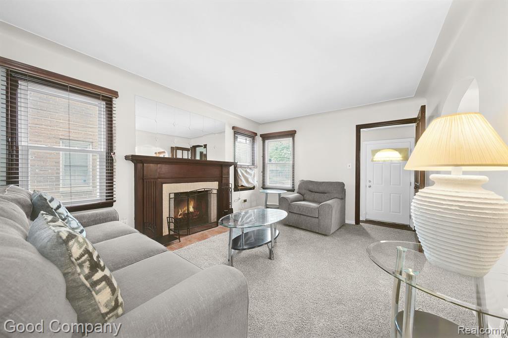 9101 HARTWELL Street, Detroit, MI 48228 — Photo 8