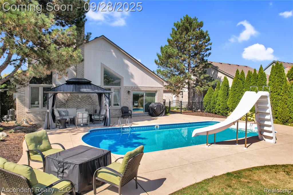 43476 Hillsboro Drive, Clinton Twp, MI 48038 — Photo 9