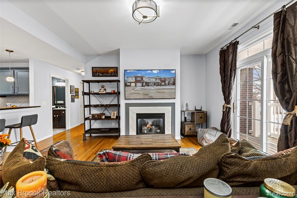 5817 Twin Oaks Drive, Sterling Heights, MI 48314 — Photo 13