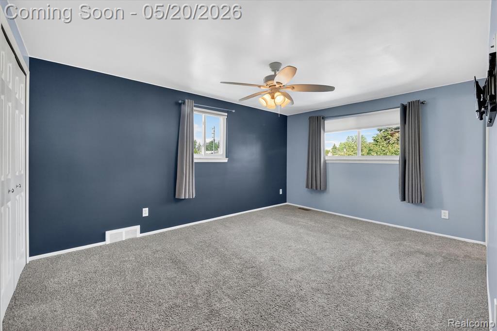 38010 John P Street, Clinton Twp, MI 48036 — Photo 31