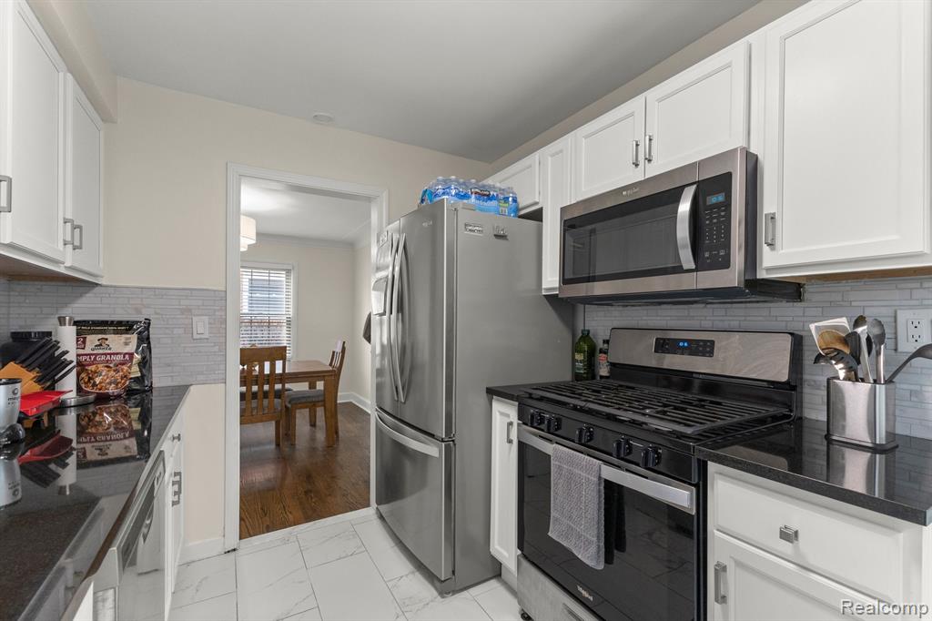 941 N MILDRED Street, Dearborn, MI 48128 — Photo 21