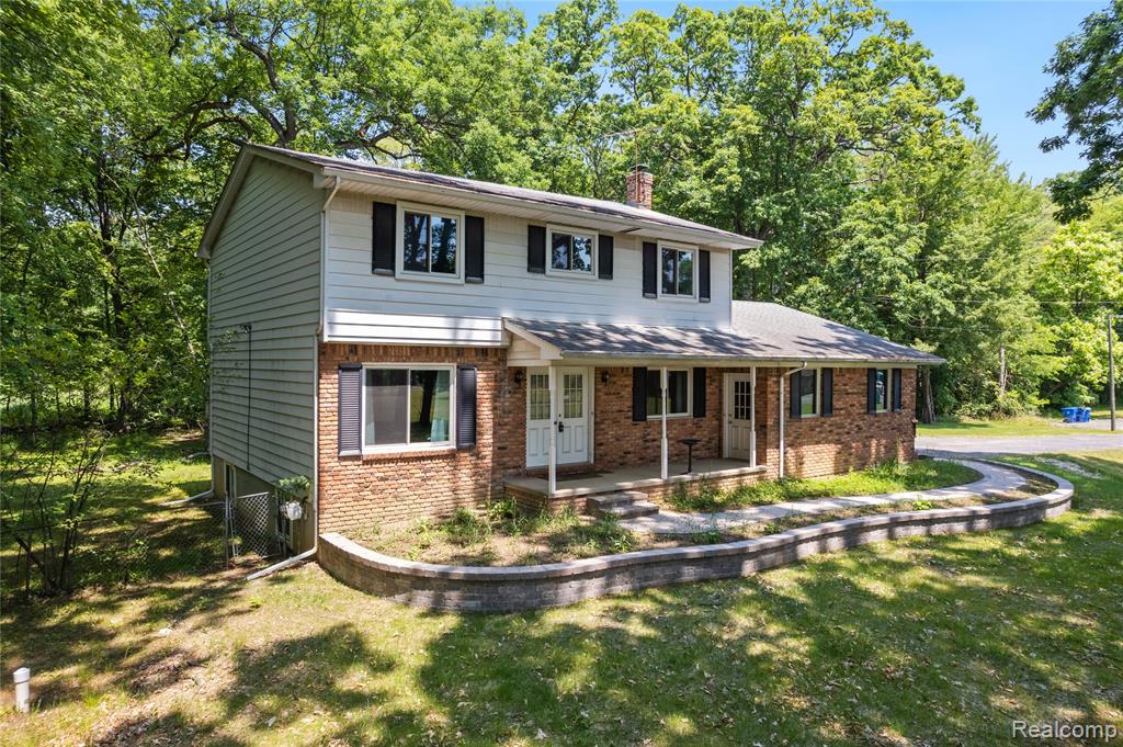 6650 ELIZABETH LAKE Road, Waterford, MI 48327 — Photo 3