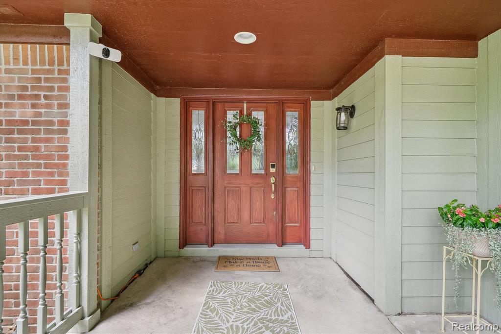 599 Nakomis Trail, Lake Orion, MI 48362 — Photo 5