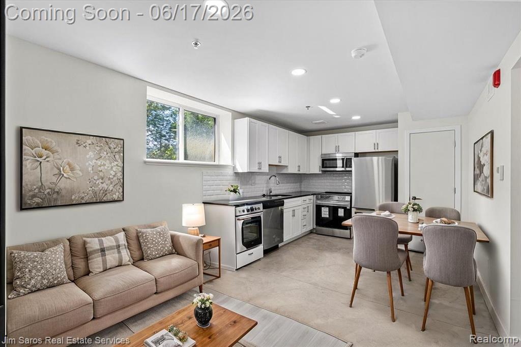 4735 Rohns #2A Street, Detroit, MI 48214 — Photo 4