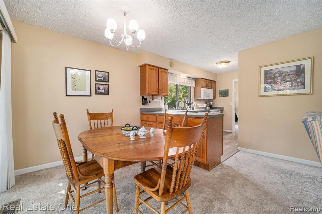 772 RANDALL Drive, Troy, MI 48085 — Photo 18