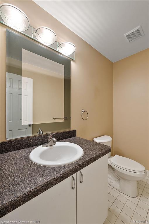 6835 High Ridge Road, West Bloomfield, MI 48324 — Photo 39