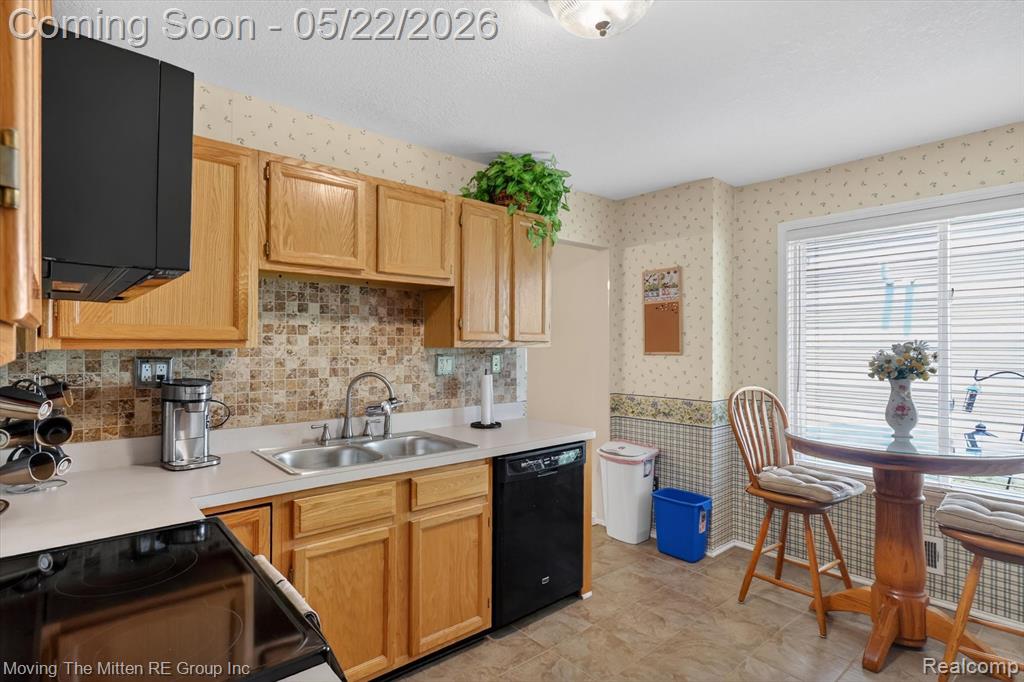 953 N Newburgh Road, Westland, MI — Photo 13