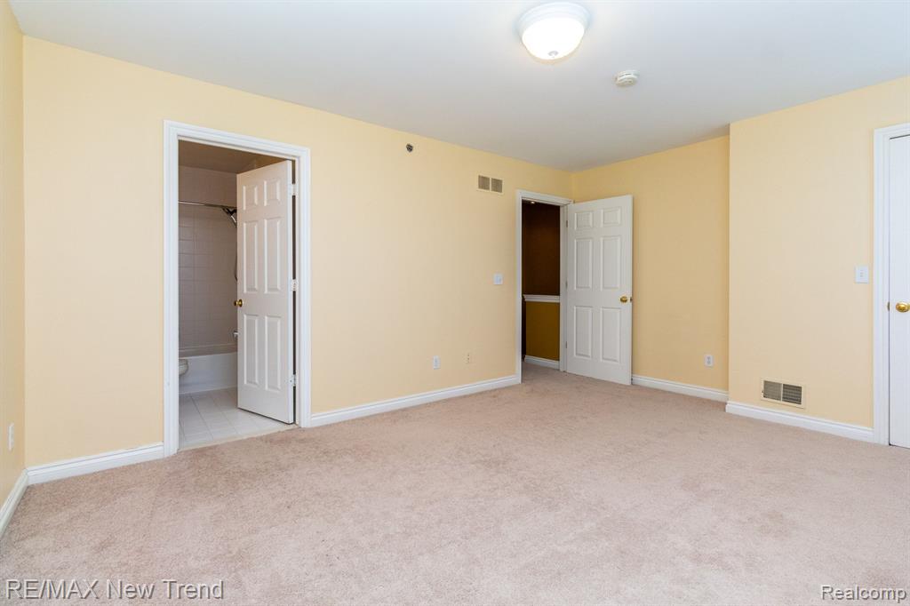1611 E LAKEVIEW Lane, Canton, MI 48187 — Photo 22