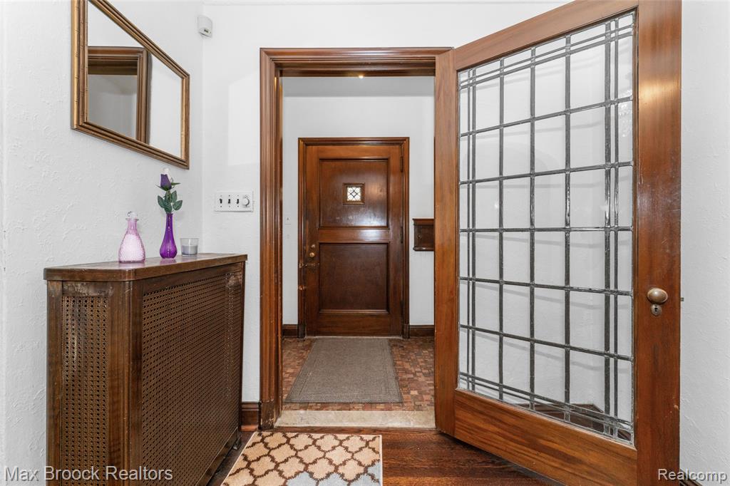 19331 Berkeley Road, Detroit, MI 48221 — Photo 9
