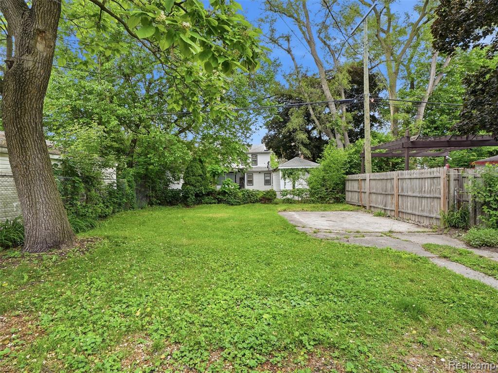 16835 Lesure Street, Detroit, MI 48235 — Photo 31