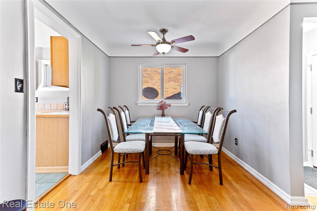 9864 Fox Avenue W, Allen Park, MI 48101 — Photo 8