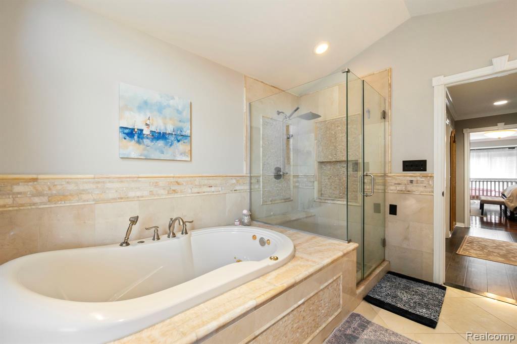 51246 Woodside Drive, Macomb, MI 48042 — Photo 20