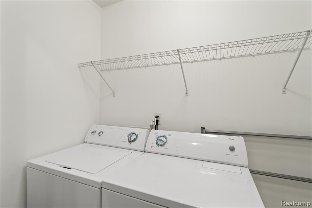 47408 PEMBROKE Drive, Canton, MI 48188 — Photo 23