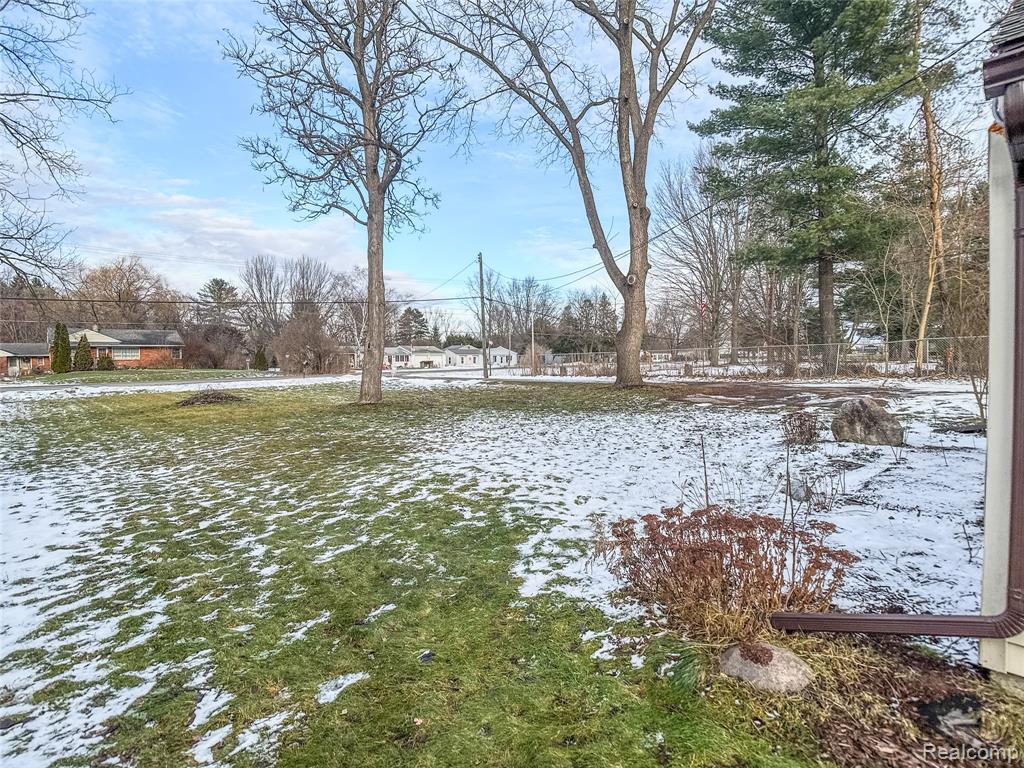 4390 E Mount Morris Road, Genesee, MI 48458 — Photo 12