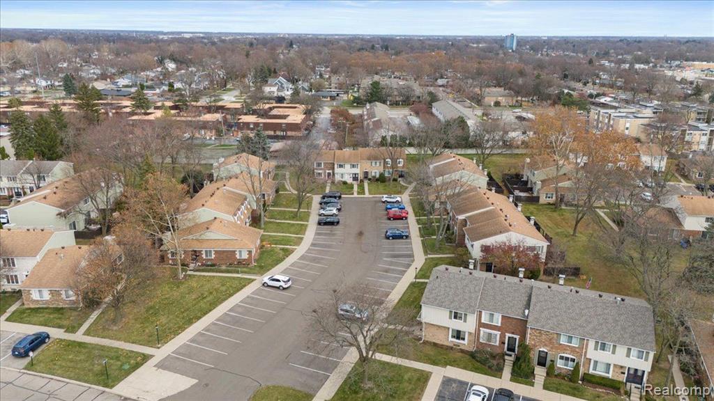 1818 SHIRE, Royal Oak, MI 48073 — Photo 45