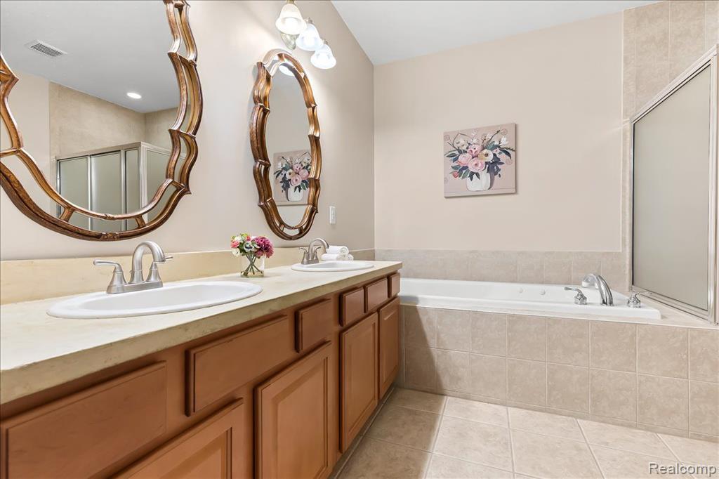 4048 BROOKSTONE Drive, Canton, MI 48188 — Photo 13