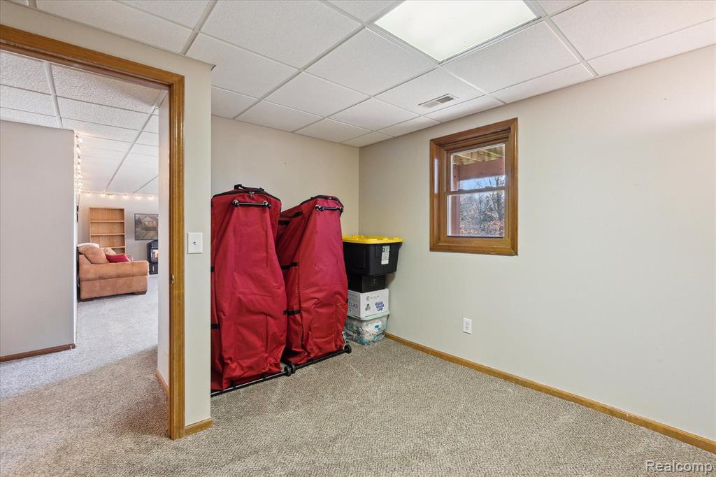 7694 THUNDER BAY Drive, Pinckney, MI 48169 — Photo 41