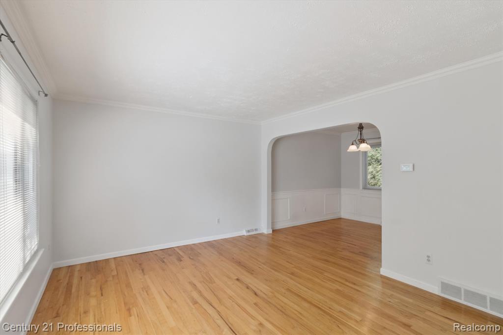 910 Jeffrey Drive, Northville, MI 48167 — Photo 6