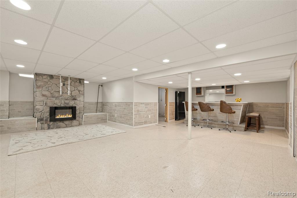 6695 Chirrewa Street, Westland, MI — Photo 19