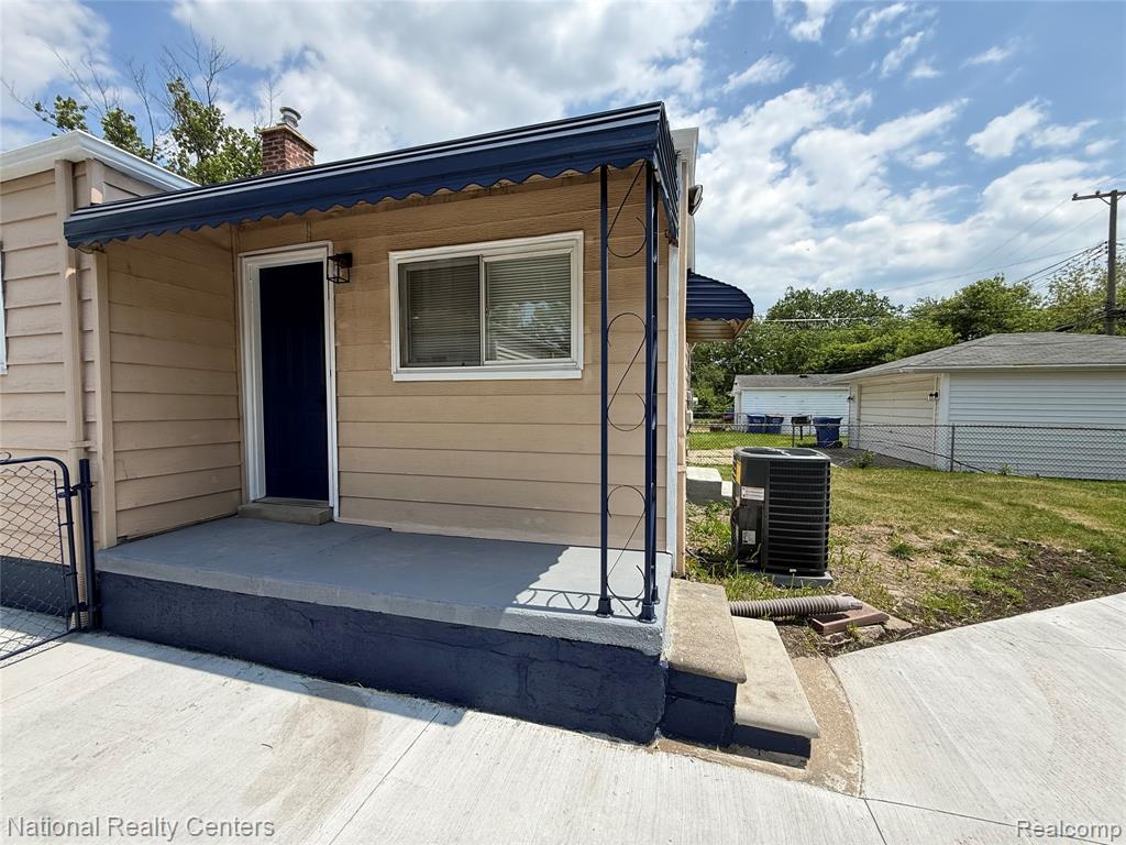 13440 Charlotte Avenue, Warren, MI 48089 — Photo 3